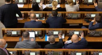 Зарплаты нардепов в январе 2024 года выросли сразу на четыре тысячи гривен
